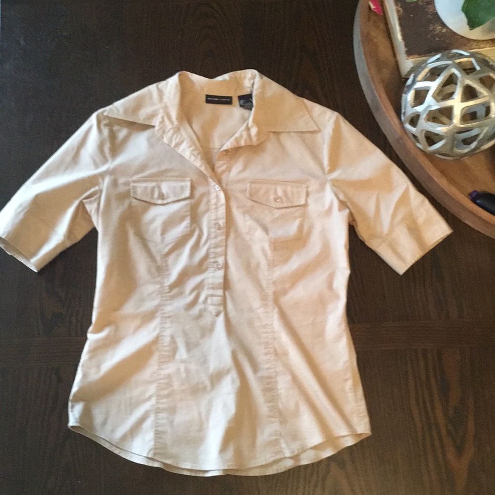 ⬇️ 3 for $12 Short Sleeve Button Down